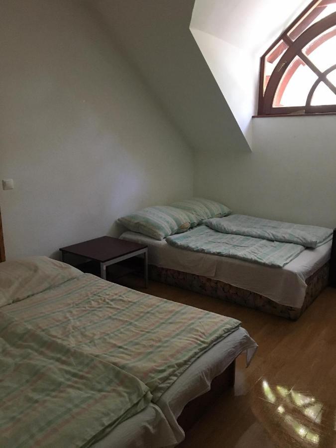 Goencoelhaz Hostel Vac Ngoại thất bức ảnh